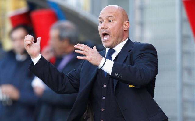 世界杯比赛在线观看地址-苏宁备战搭建“临时增援团” 国米青训名帅现身督训